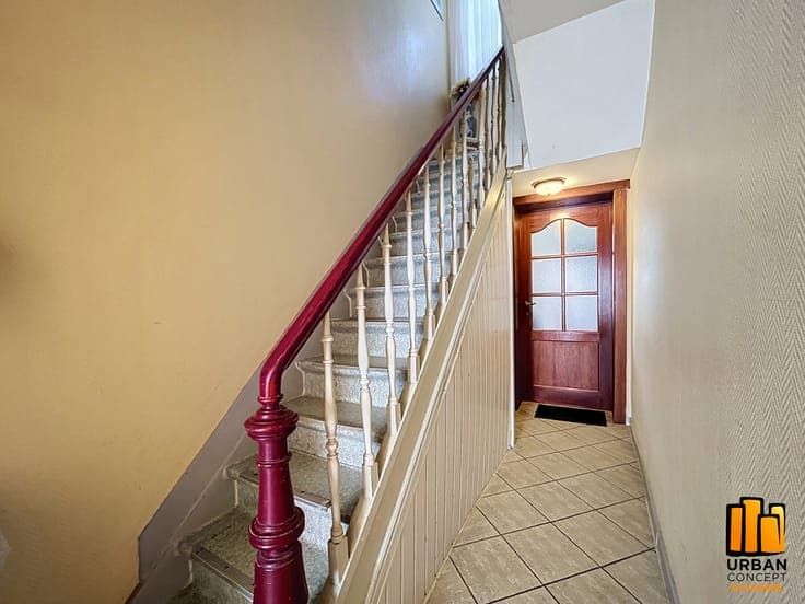 SPACIOUS HOUSE 4 BEDROOMS + GARAGE