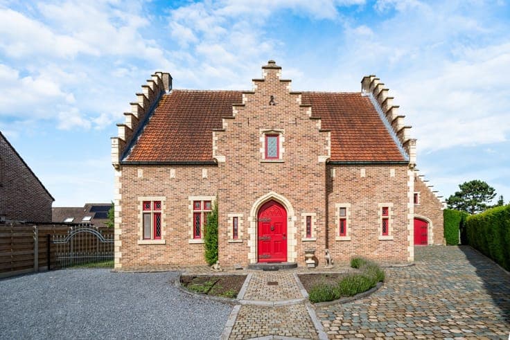 Karaktervolle open bebouwing met authentieke charme in Di...