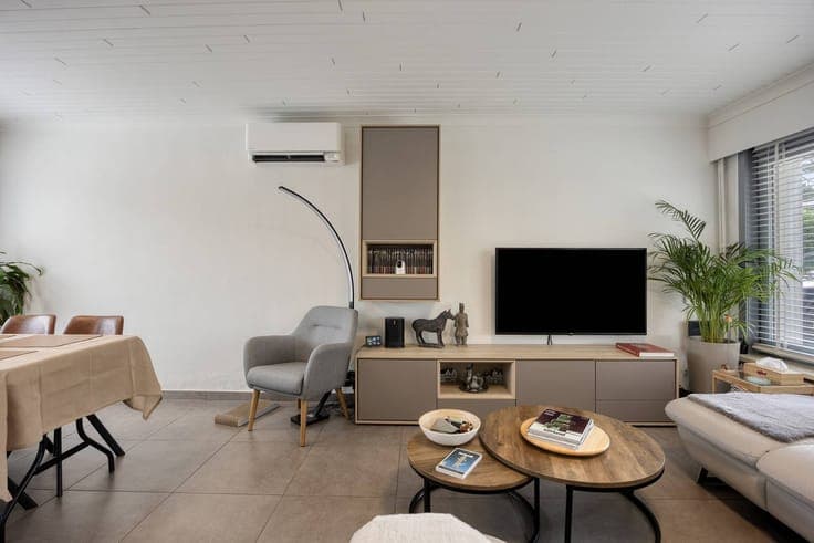 House with 3 bedrooms - EPC A - for sale in the center of Ee