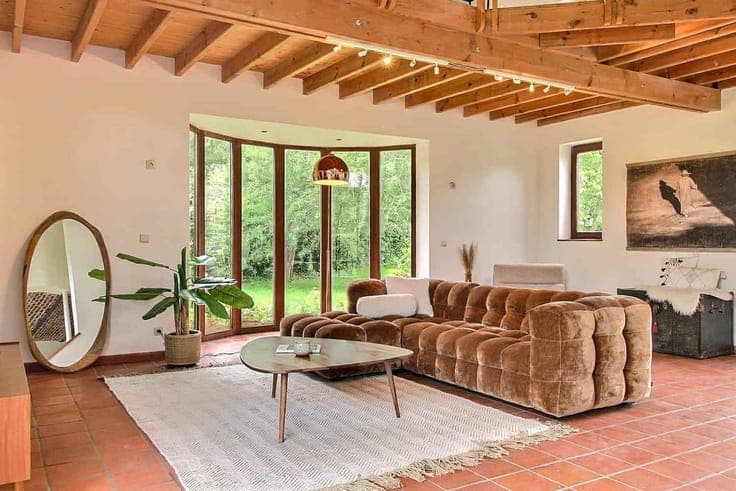 Orbais – Spacious Country House with Independent Apartment