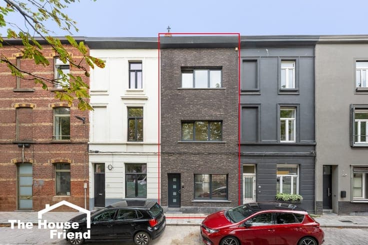 Turnkey and surprisingly spacious home on the outskirts of
