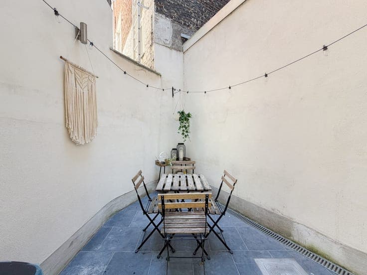 Te koop, Gerenoveerde stadswoning met 3 slaapkamers op to...