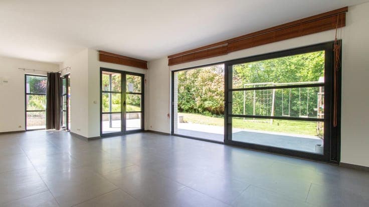 WATERLOO - Chenois - Spacious VILLA (5 bed/3 bath) with pool