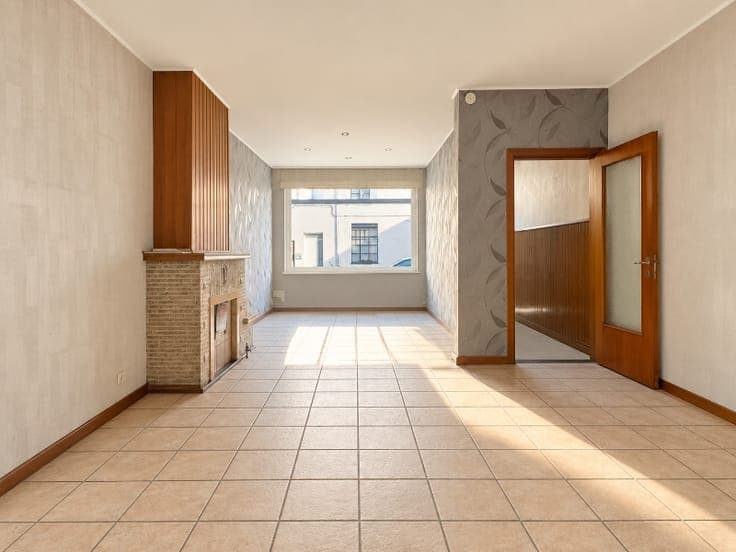 CHARMANTE WONING MET 3 SLPK EN SUPERGEZELLIGE STADSTUIN!