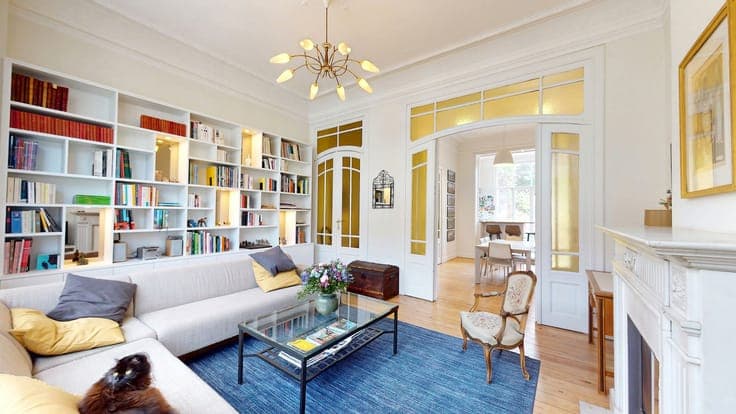 HUART HAMOIR - MAGNIFIQUE IMMEUBLE DE RAPPORT +/- 385M2