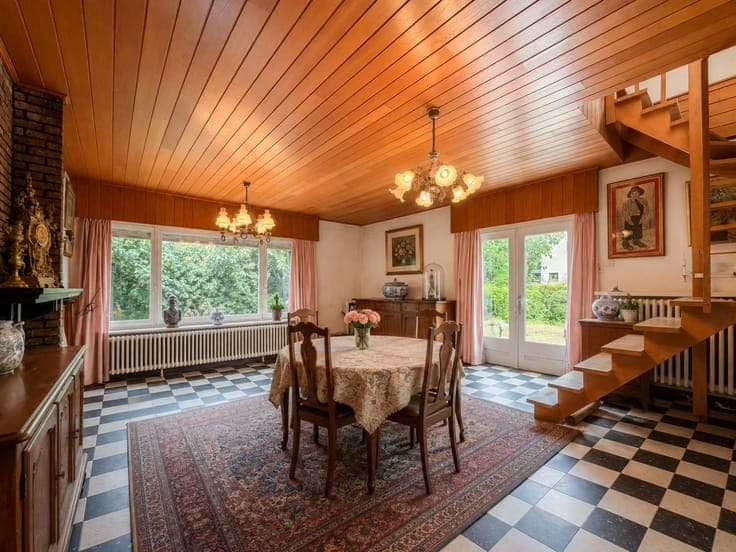 Te koop, Uiterst ruime open bebouwing met flexibele indel...