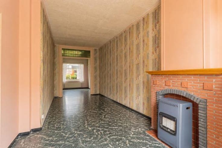 Home with potential in the heart of Kortrijk