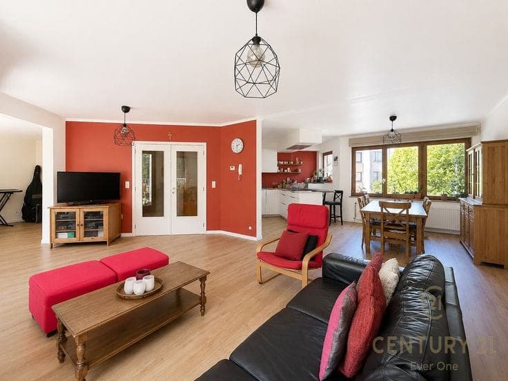 5-bedroom single-family home located in a gated community