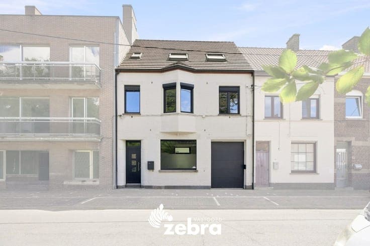 Gezinswoning met 5 slaapkamers te Roeselare!