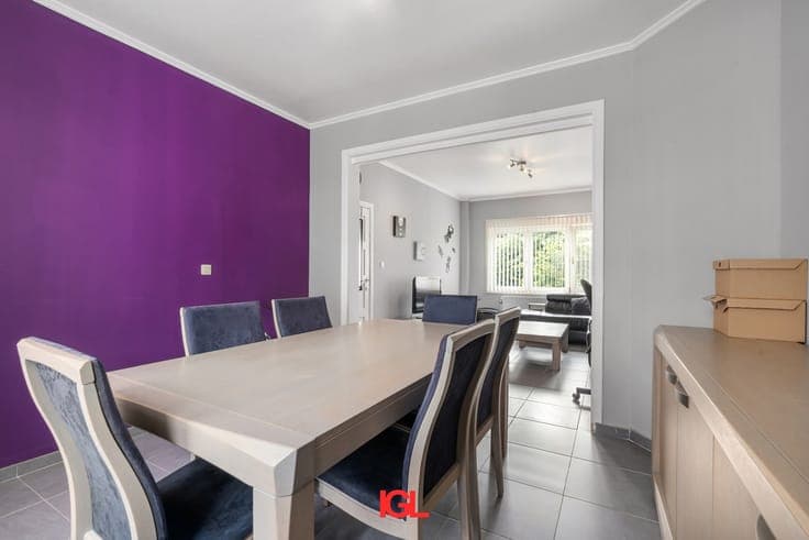 Charming semi-detached house with 3 bedrooms and a southe...
