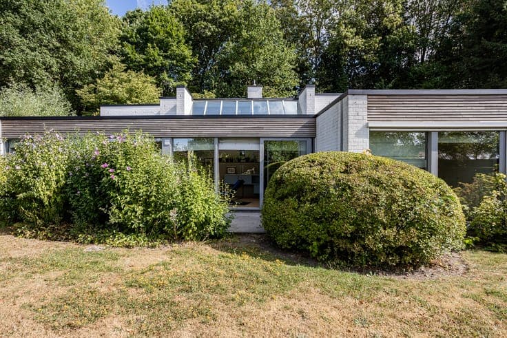 Architect bungalow by Abel Vanheuverswyn