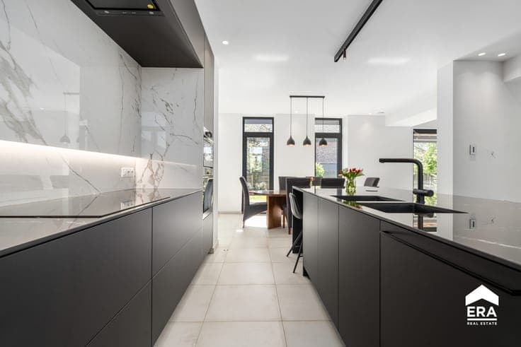 Exclusive, move-in-ready villa with potential for expansion
