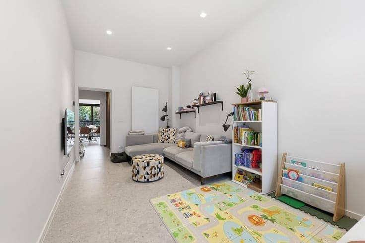 KNAPPE ENERGIEZUINIGE STADWONING MET KARAKTER IN HET CENT...