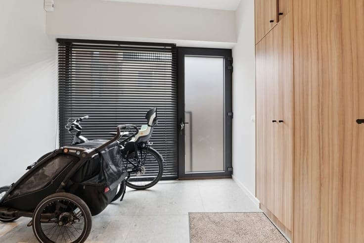 KNAPPE ENERGIEZUINIGE STADWONING MET KARAKTER IN HET CENT...