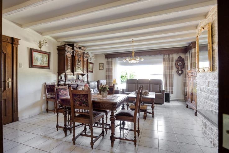 Sale - House Maaseik - 299,000 €