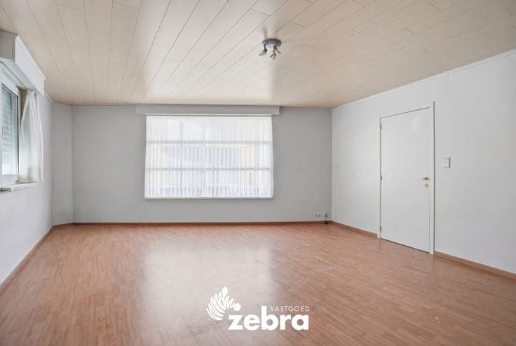 Ruime woning in centrum Wingene!