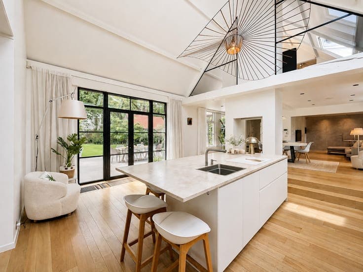 Villa with B&B at prime location for sale in Schilde