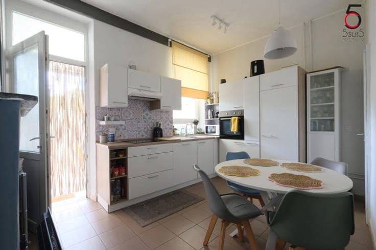 PAIRAY district - Charming renovated house with exterior