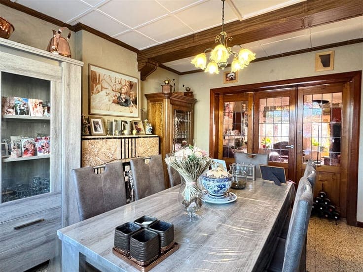 Charming 3-bedroom home with a city garden!