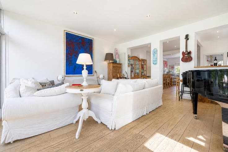 Saint-Anne neighbourhood, charming 3-bedroom house