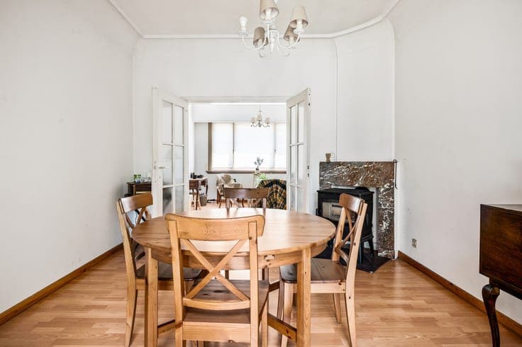 Op te frissen woning op TOP locatie nabij Boelaerpark