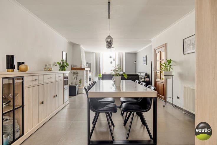 Schitterend gelegen woning met 4 slaapkamers, tuin en gar...