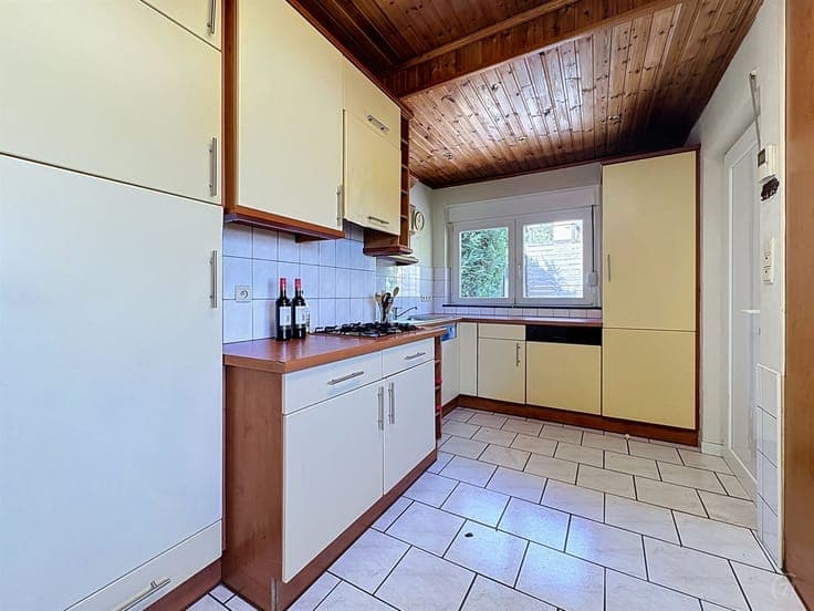 1/2 bedroom bungalow in Vaux s/Chèvremont