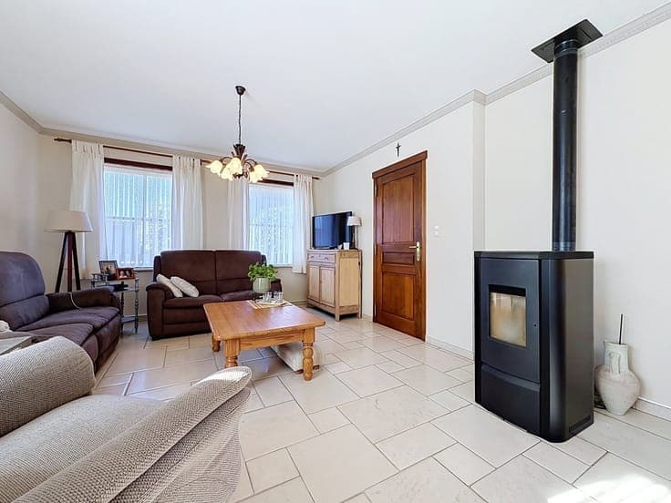 Alleenstaande woning met garage