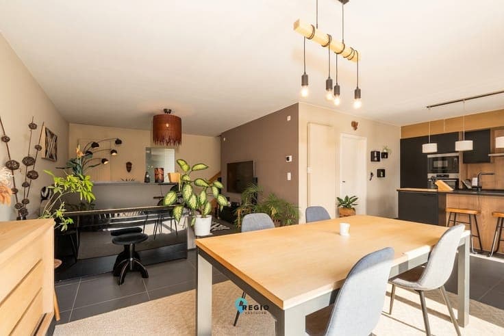 Instapklare, eigentijdse woning met 5 slaapkamers op kind...