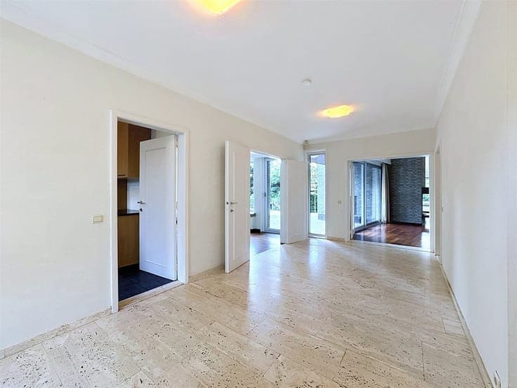 Modern Villa in Stockel - 5 bedrooms + 3 bathrooms