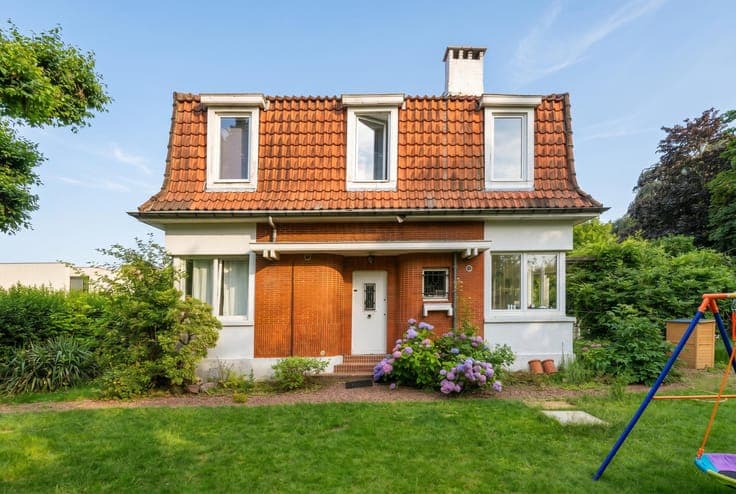 WEZEMBEEK-OPPEM – Charming villa close to all amenities