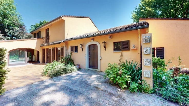 villa