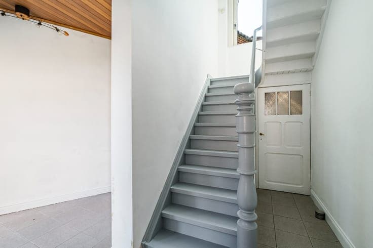Characterful home with 3 bedrooms and spacious garden in Led