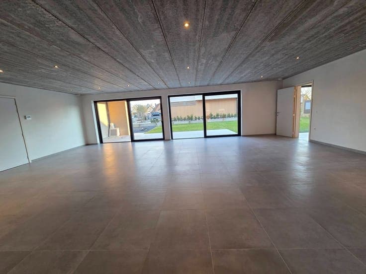 Viergevelvilla...Year of construction 2018...6 bedrooms...