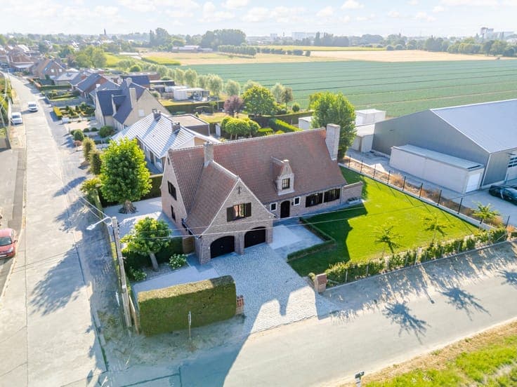 House in Oostrozebeke