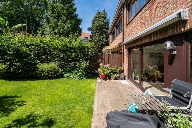 Beautiful 4-bedroom house with office and garden
