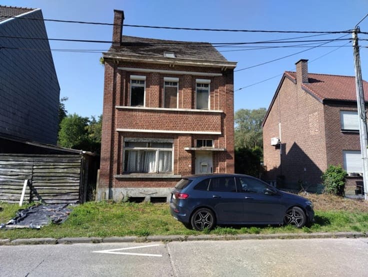 House in need of renovation