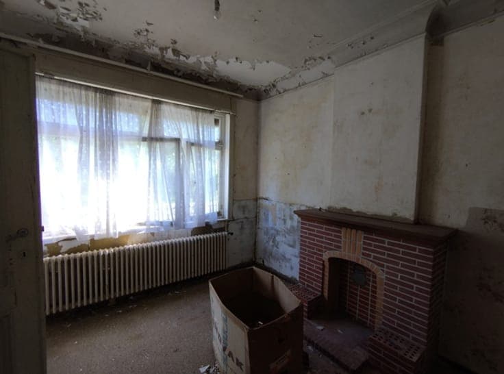 House in need of renovation