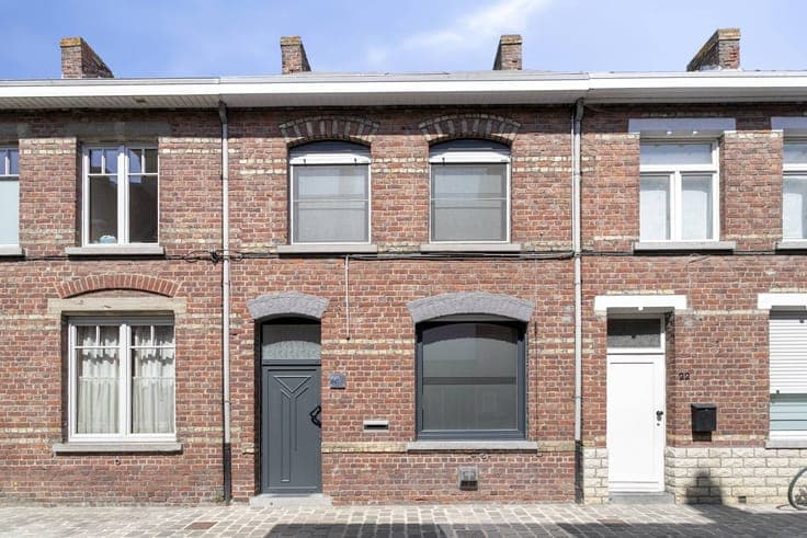 House for sale in Ypres with 3 bedrooms and city garden