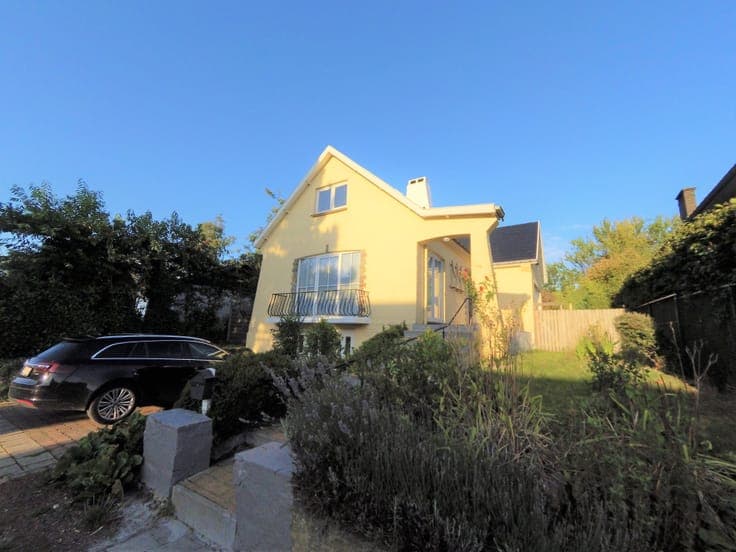 Bright 4-facade villa with garden (7a 22ca) – Waterloo
