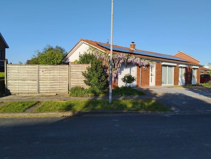 Move-in ready home with garden in Veurne