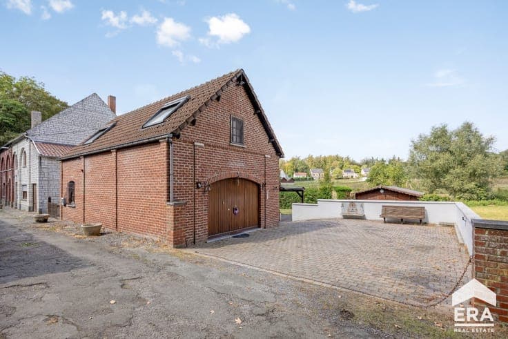 VISIT THIS PROPERTY ON SATURDAY 19/09 FROM 09H30 TO 10H30