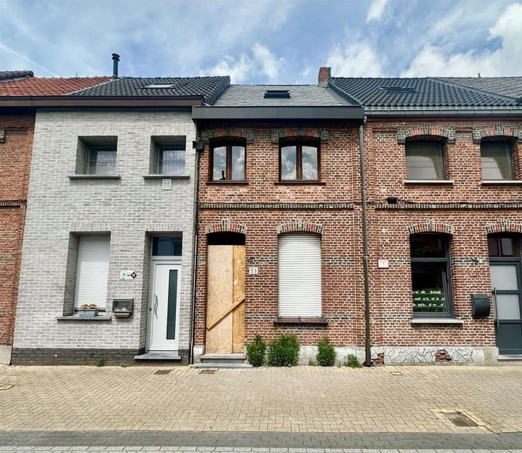 Terraced House