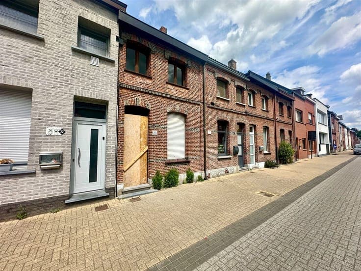 Terraced House