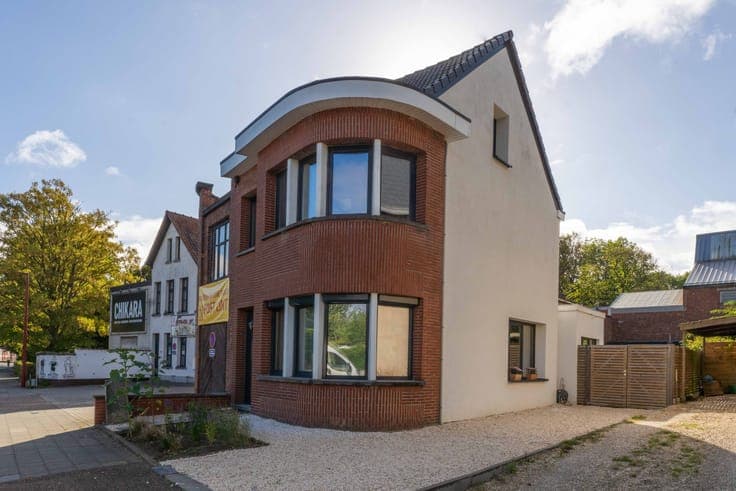 House in Lint