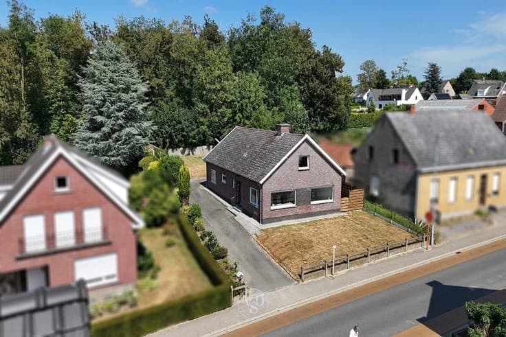 House in Dikkelvenne