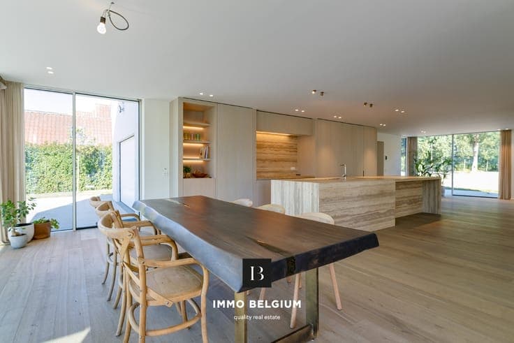 Luxury villa along the dune forests between De Haan and W...