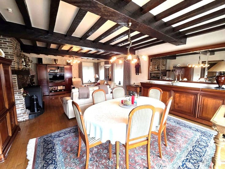 Timeless farmhouse... Yummie Yummie Yummie...