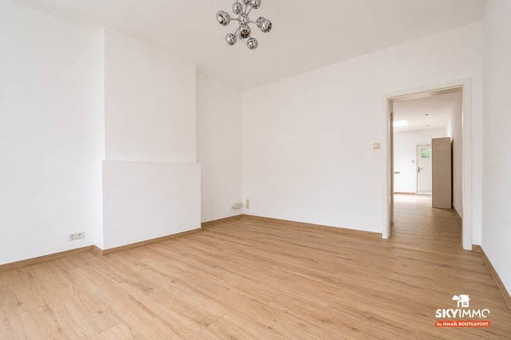 GRÂCE-HOLLOGNE - MAISON 3 CH. AVEC JARDIN - GROS POTENTIEL