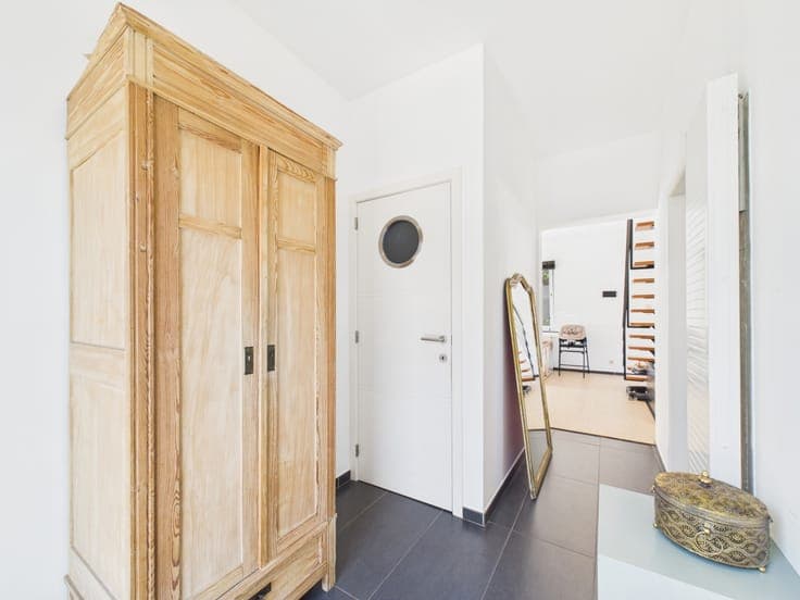 3-Bedroom Villa with GARDEN & GARAGE